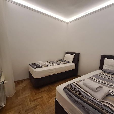 Crown Apartment - Your Most Comfortable Stay Belgrade Extérieur photo