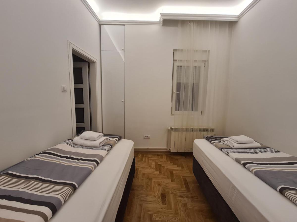 Crown Apartment - Your Most Comfortable Stay Belgrade Extérieur photo
